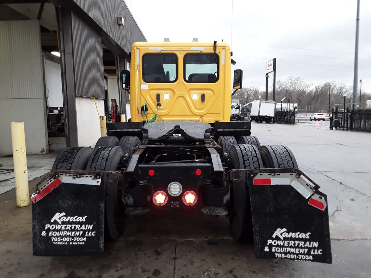 2020 Freightliner/Mercedes CASCADIA 113 885376