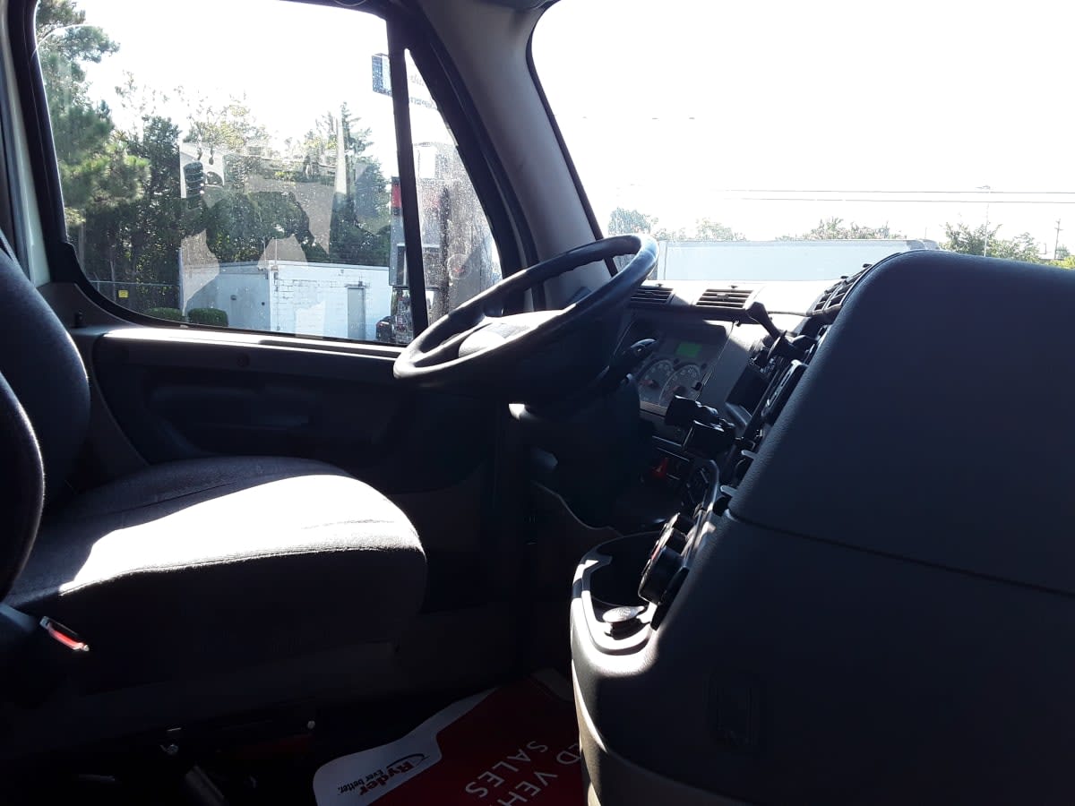 2020 Freightliner/Mercedes CASCADIA 125 885380