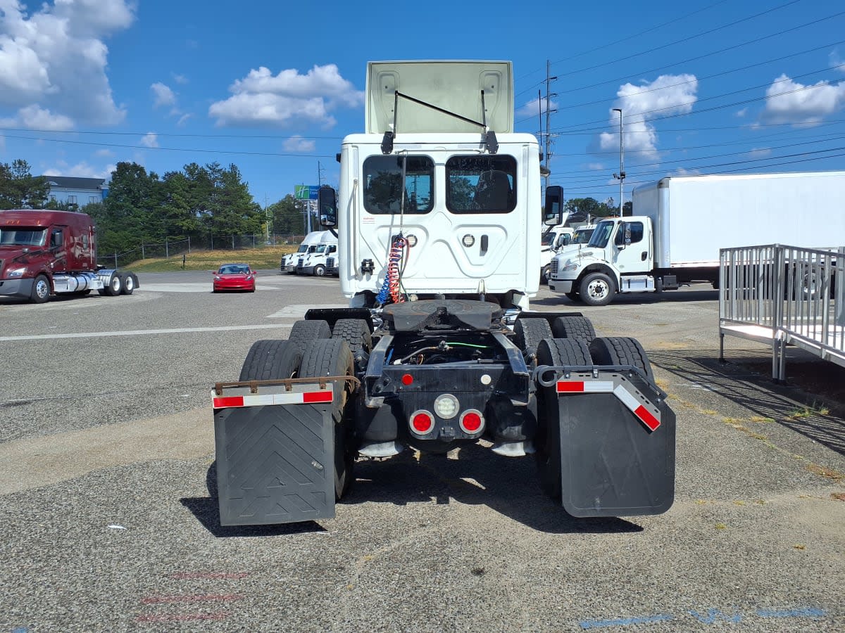 2020 Freightliner/Mercedes CASCADIA 125 885381