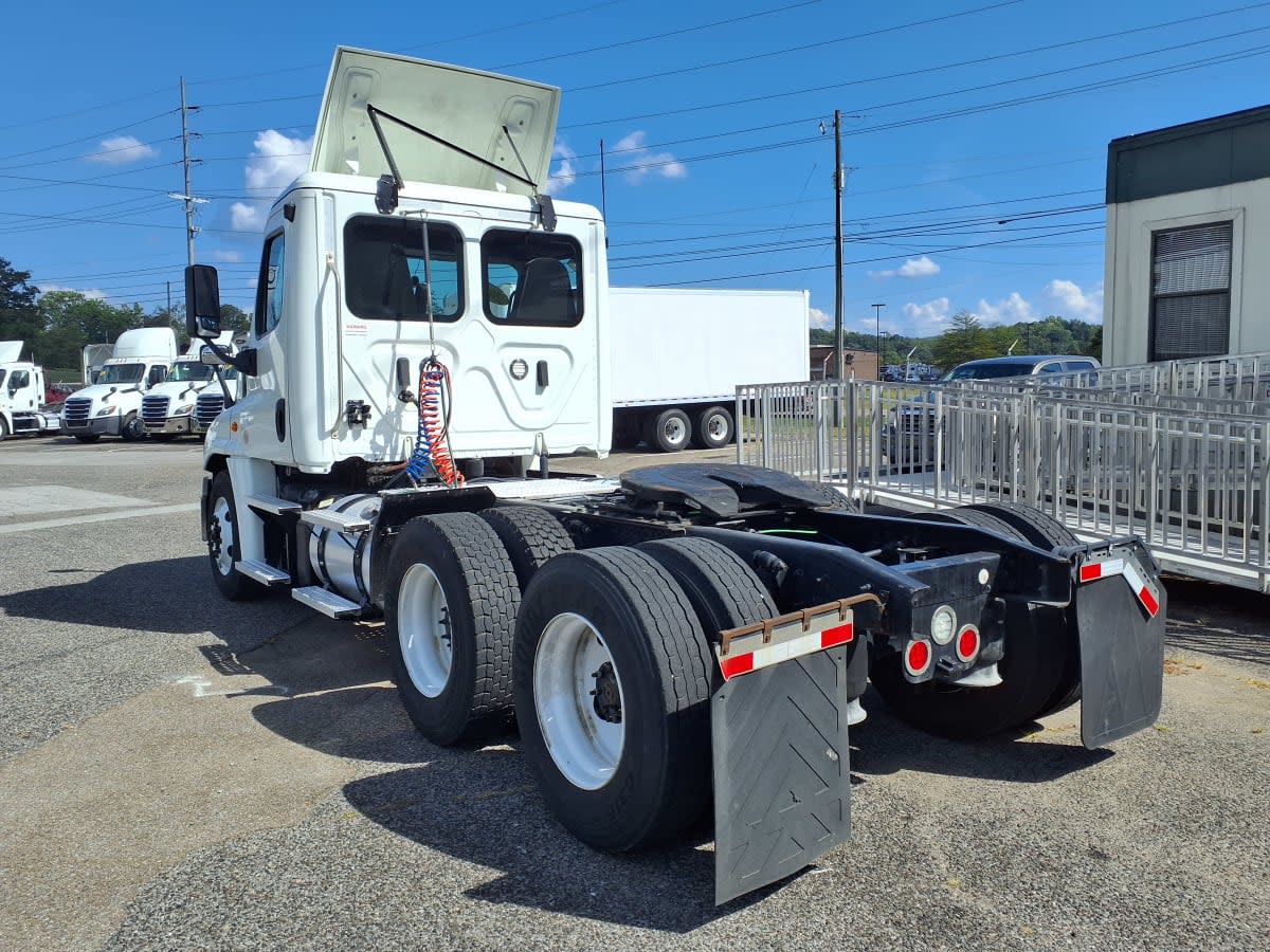 2020 Freightliner/Mercedes CASCADIA 125 885381