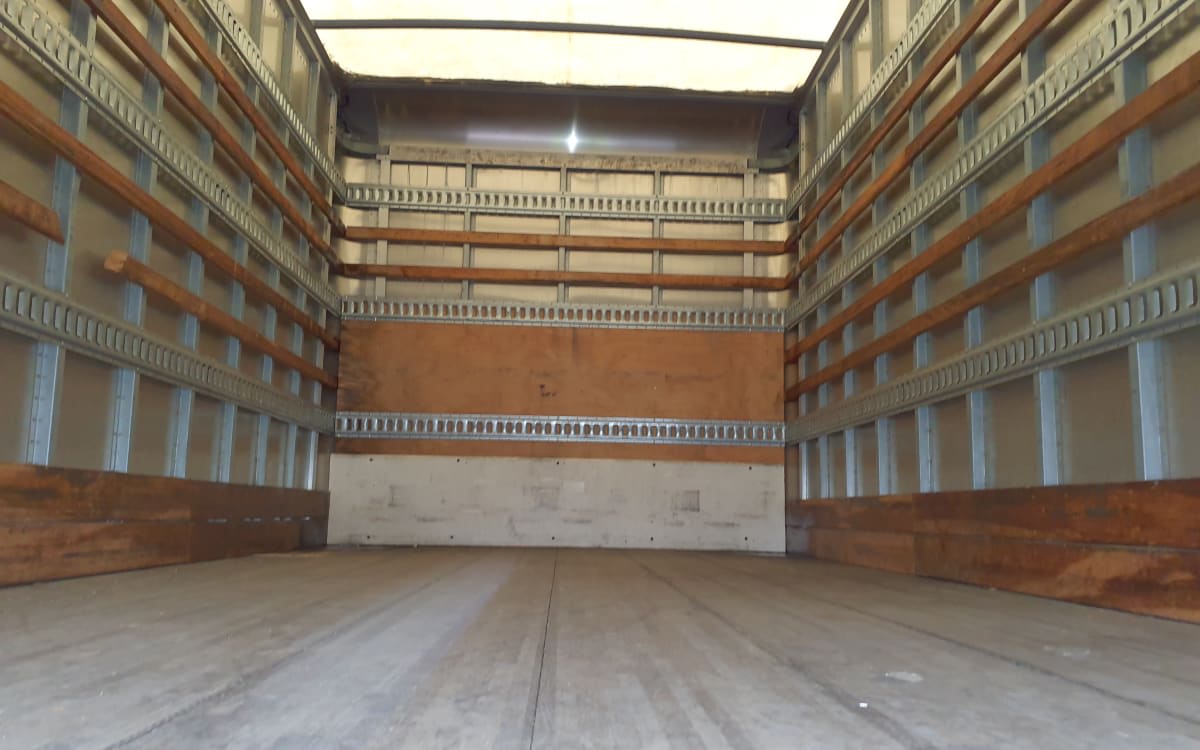 2019 Isuzu NPR 885394