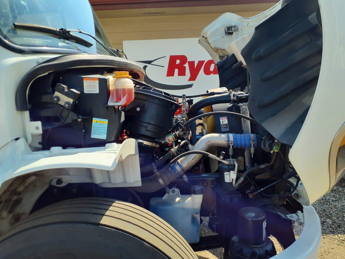 2019 Freightliner M2 106 - image 12