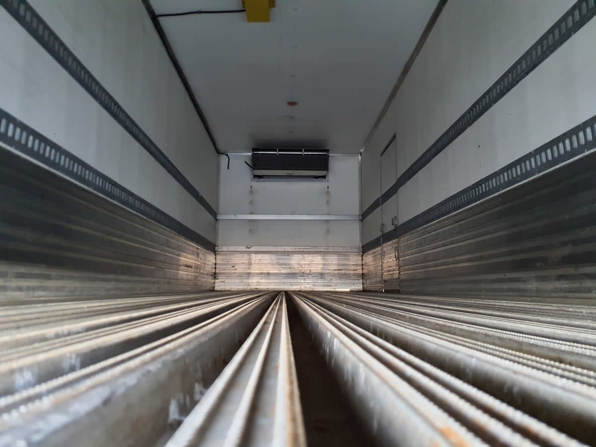 2019 Freightliner M2 106 - image 9