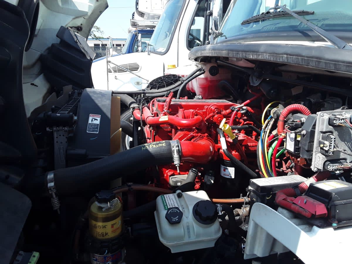 2019 Freightliner M2 106 885437