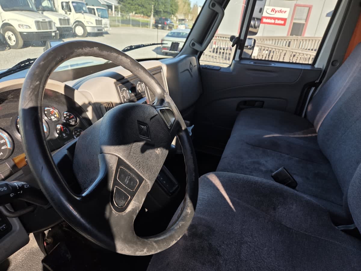 2019 International 4300 - image 8
