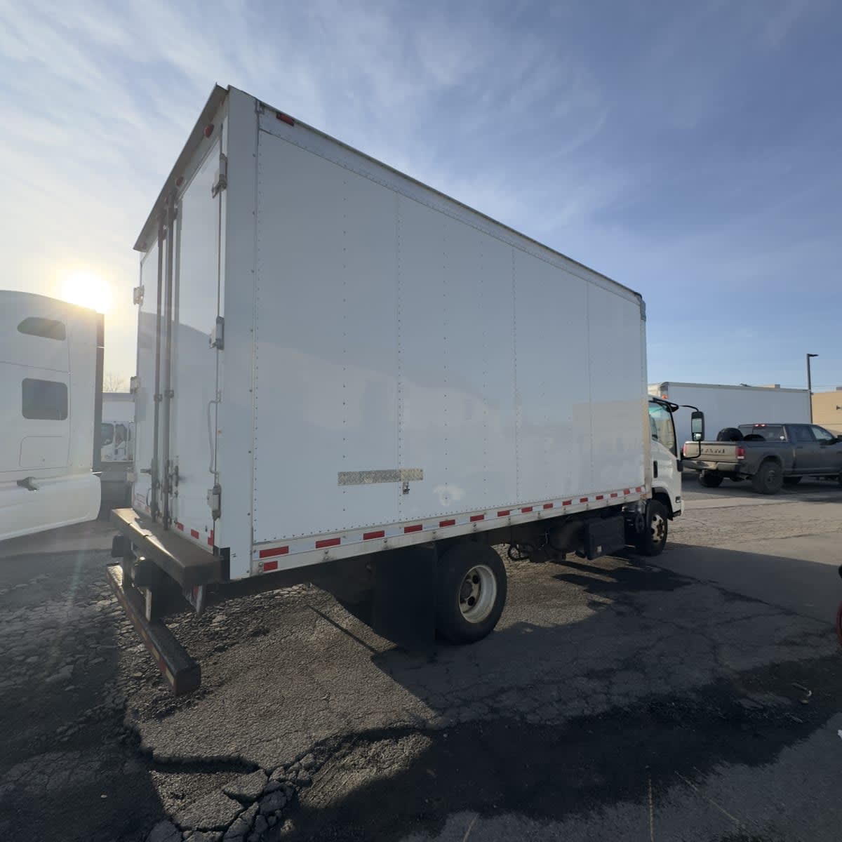 2019 Isuzu NPR HD 885469