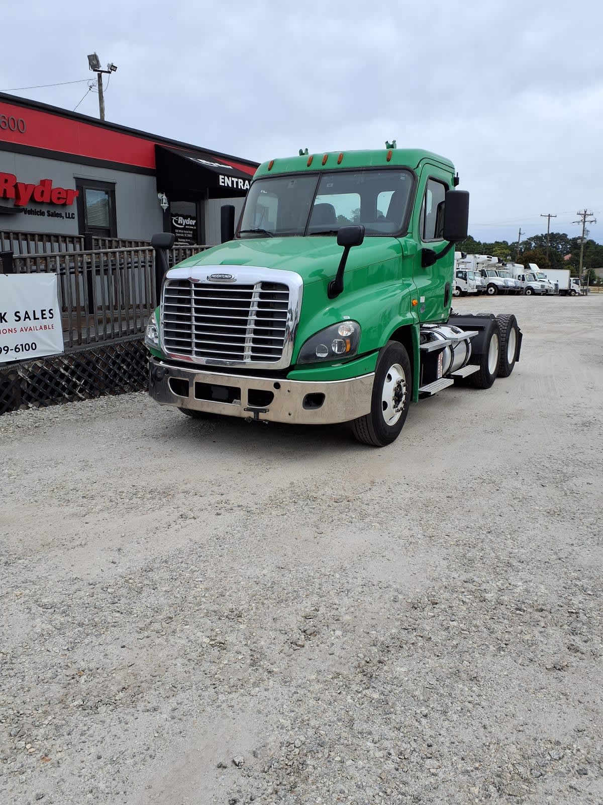 2020 Freightliner/Mercedes CASCADIA 125 885831