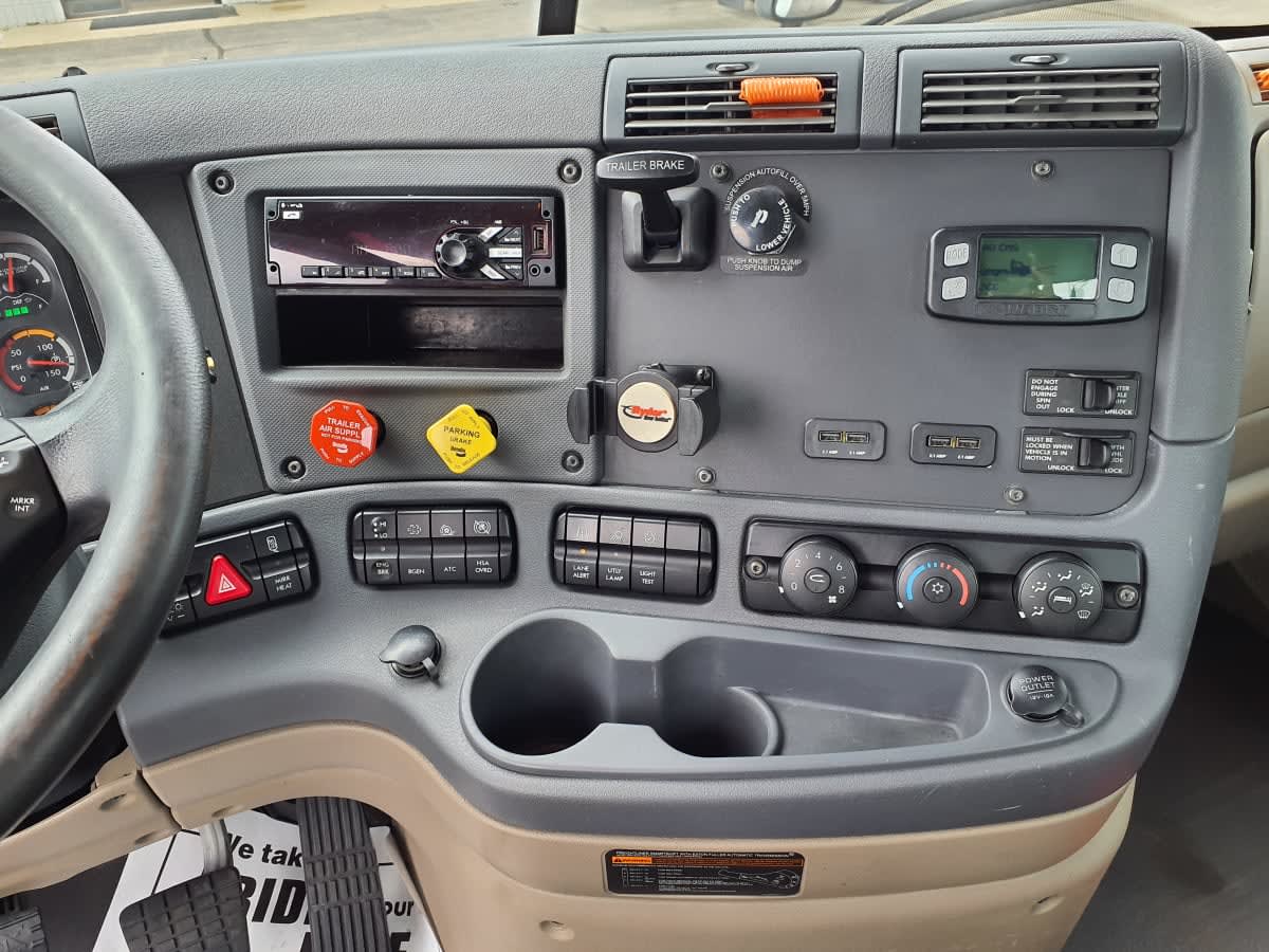 2020 Freightliner/Mercedes CASCADIA 125 885865