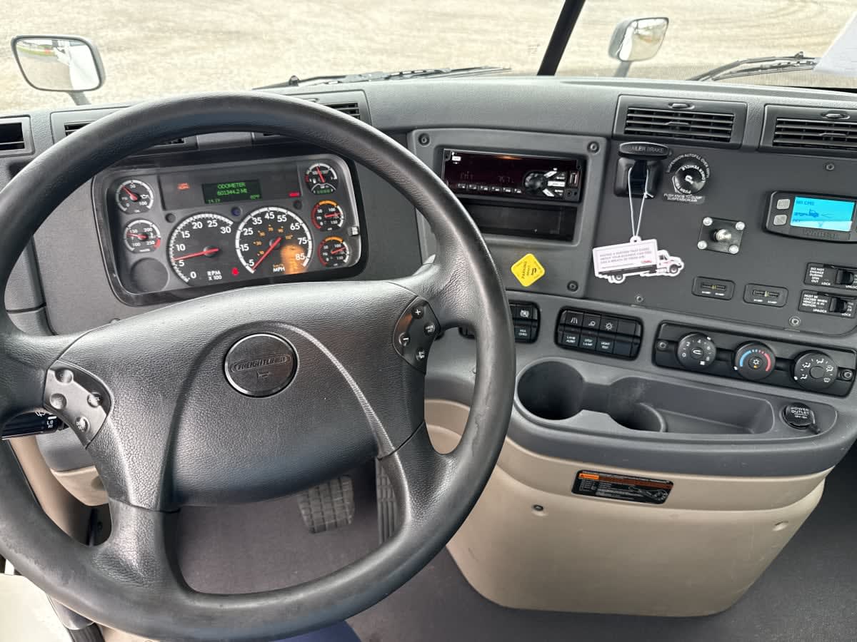 2020 Freightliner/Mercedes CASCADIA 125 885874