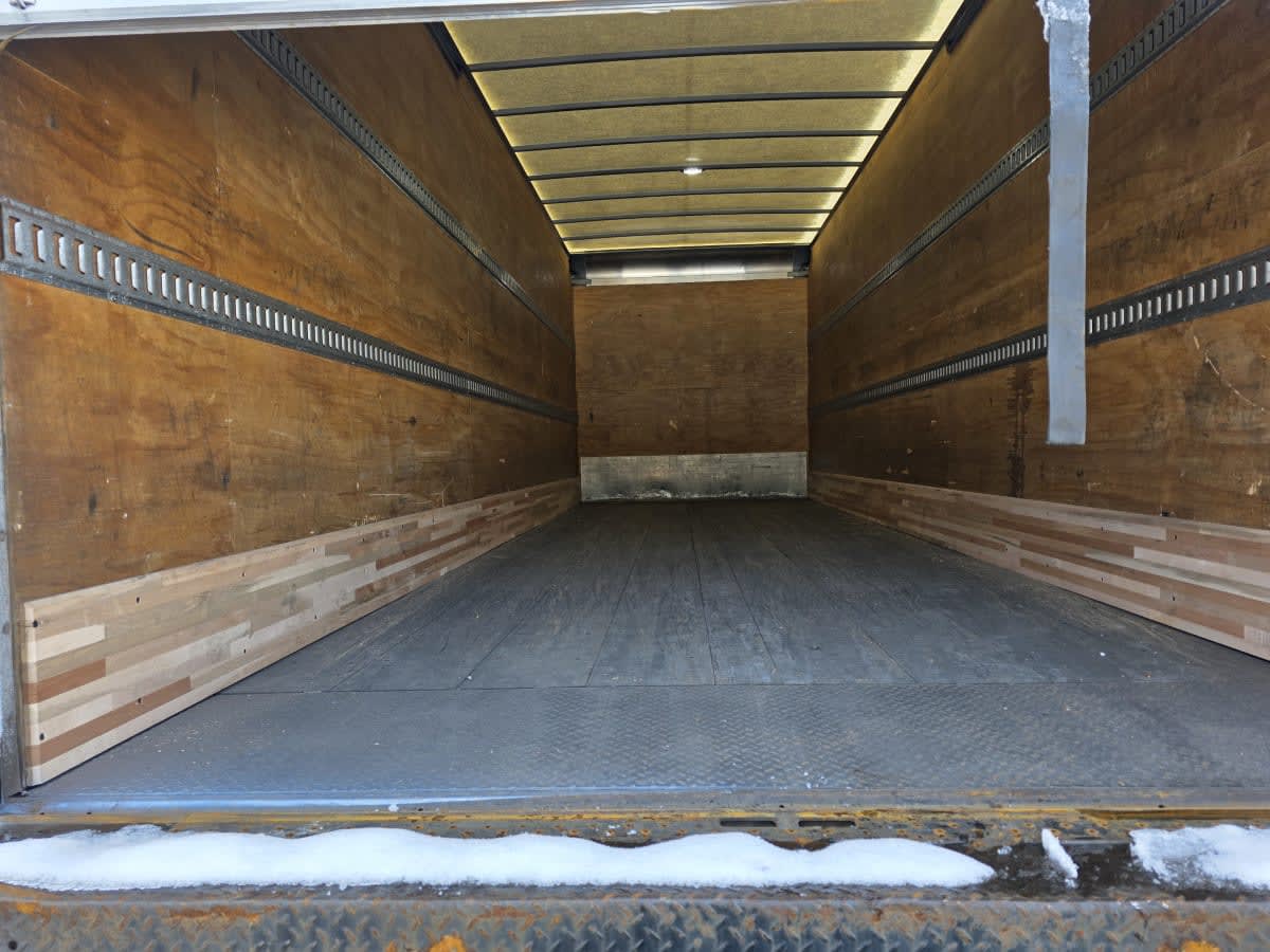 2020 Freightliner/Mercedes M2 106 885892