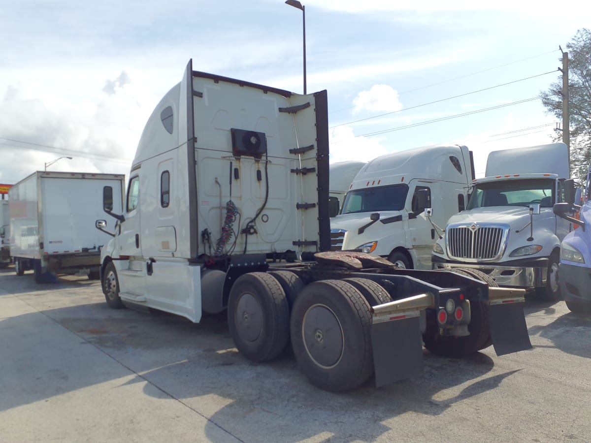 2020 Freightliner/Mercedes NEW CASCADIA PX12664 886011