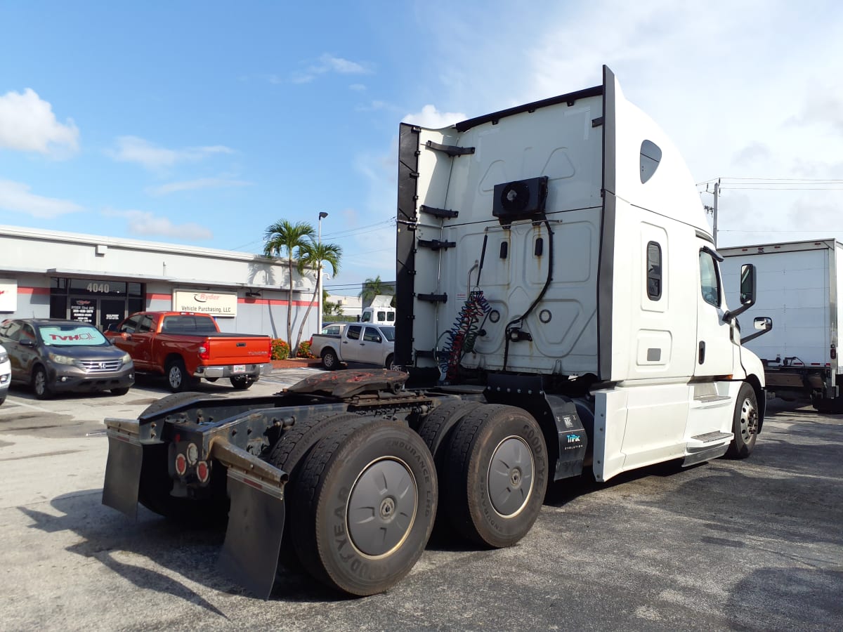 2020 Freightliner/Mercedes NEW CASCADIA PX12664 886011