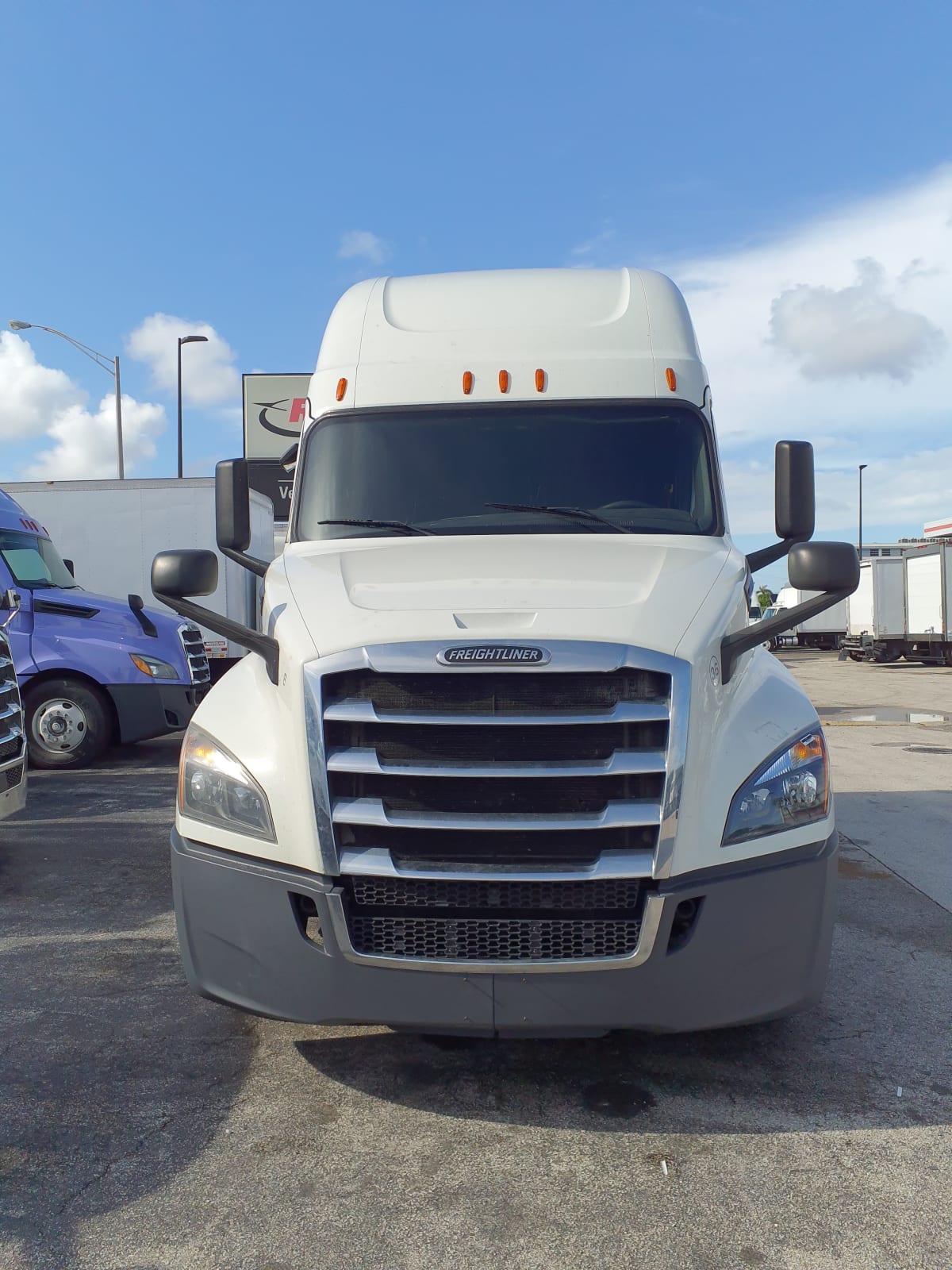 2020 Freightliner/Mercedes NEW CASCADIA PX12664 886011