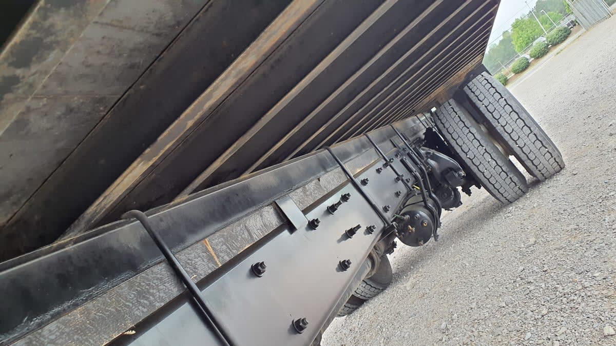 2020 Freightliner/Mercedes M2 106 886055