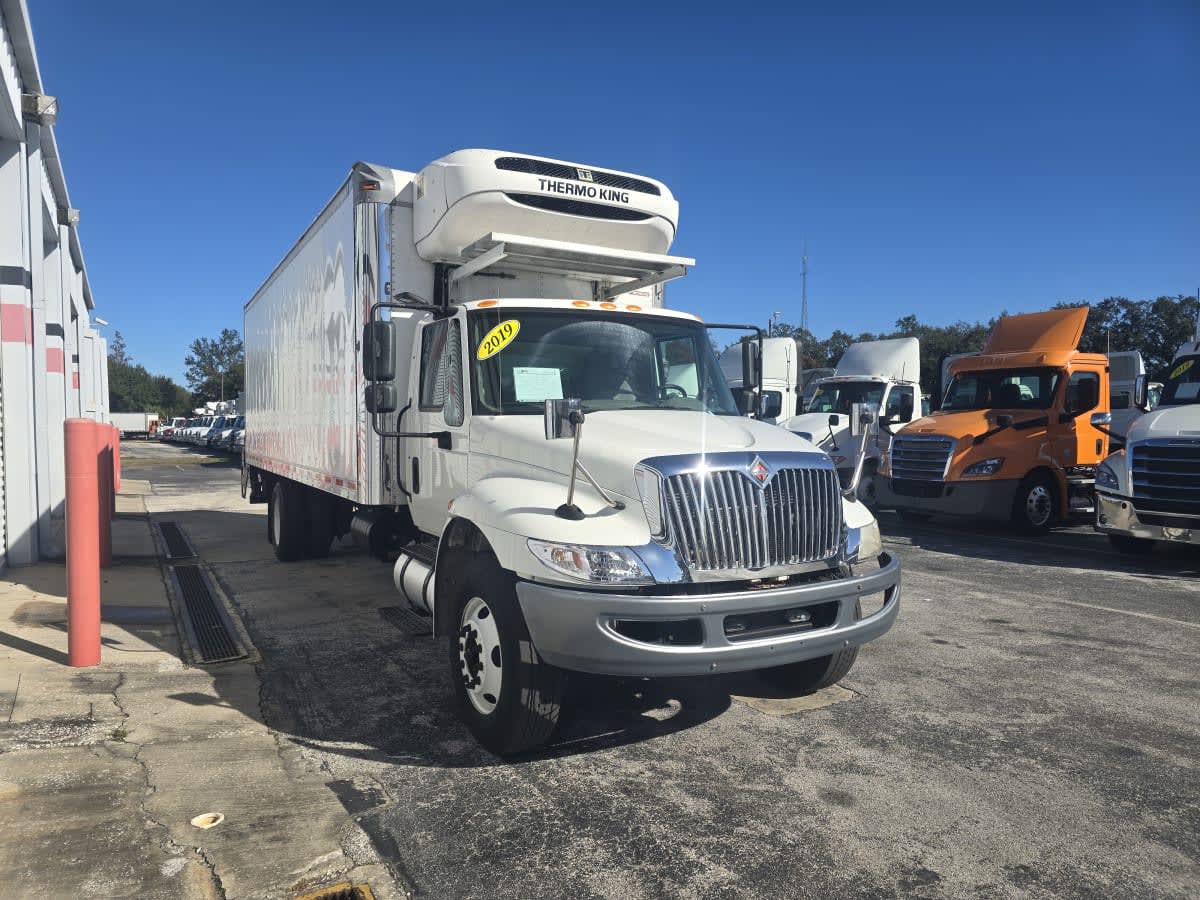 2019 Navistar International 4300 886245