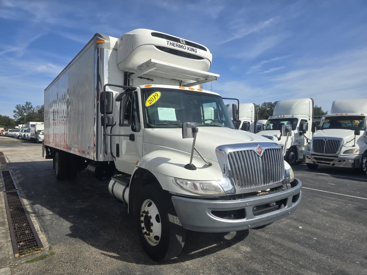 2019 Navistar International 4300 886246