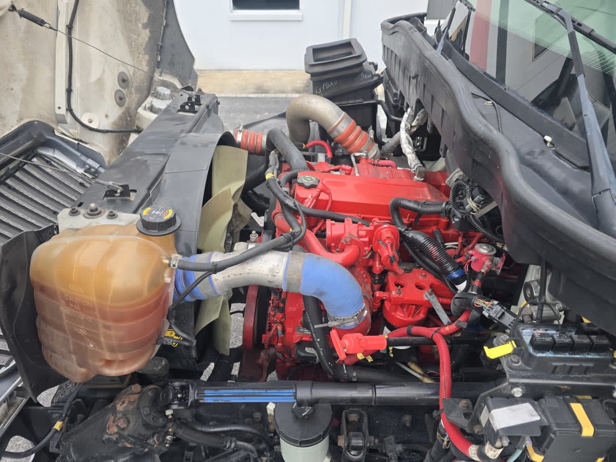 2019 Navistar International 4300 886247