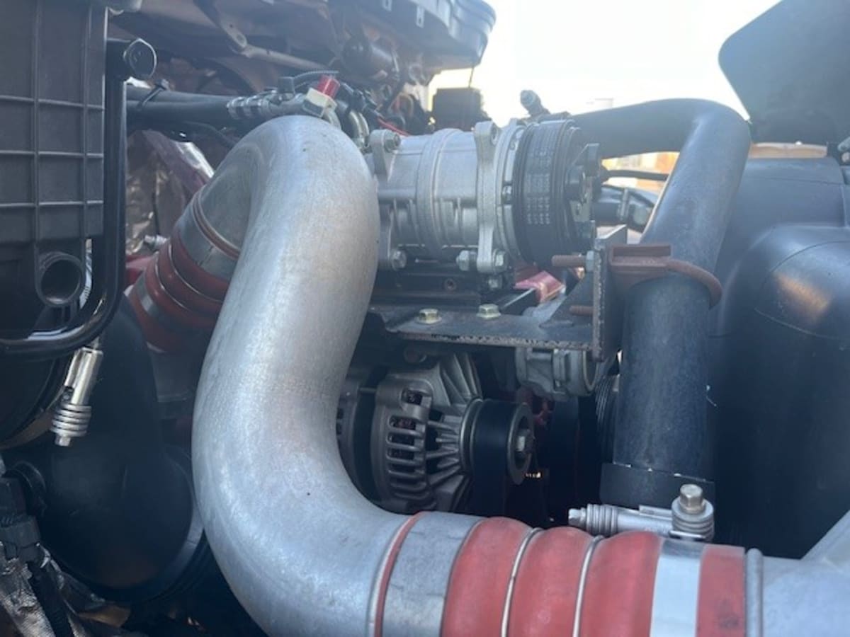 2019 Navistar International 4300 886410