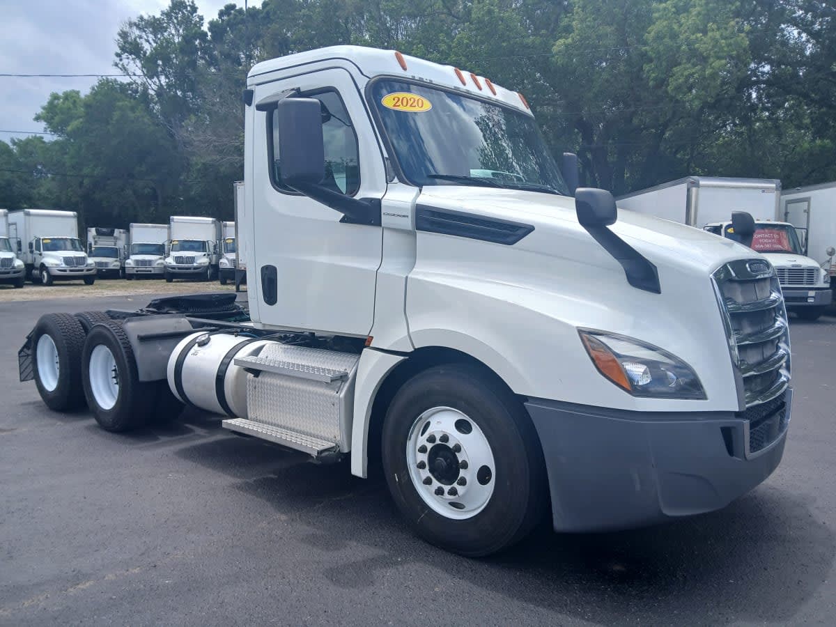 2020 Freightliner/Mercedes NEW CASCADIA PX12664 894155
