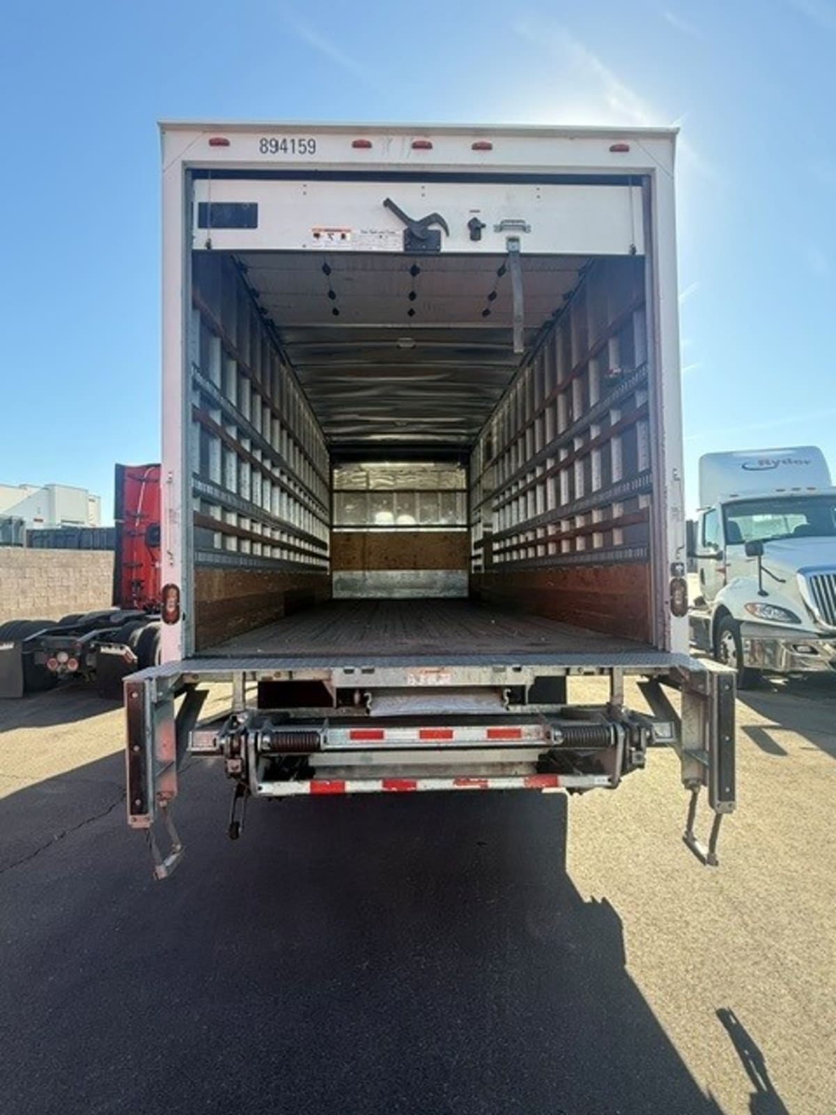 2019 Freightliner M2 106 in North Las Vegas, NV — photo 8