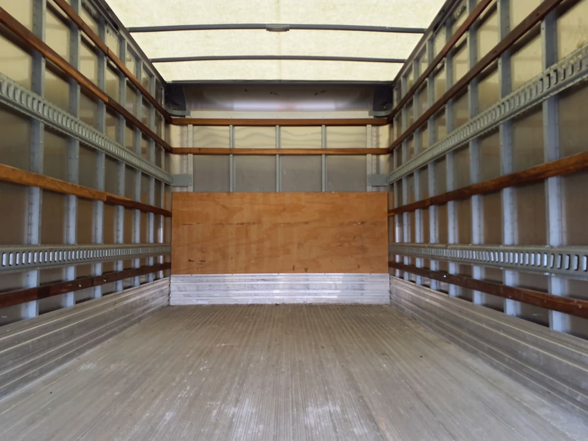 2019 Isuzu NPR HD 894179