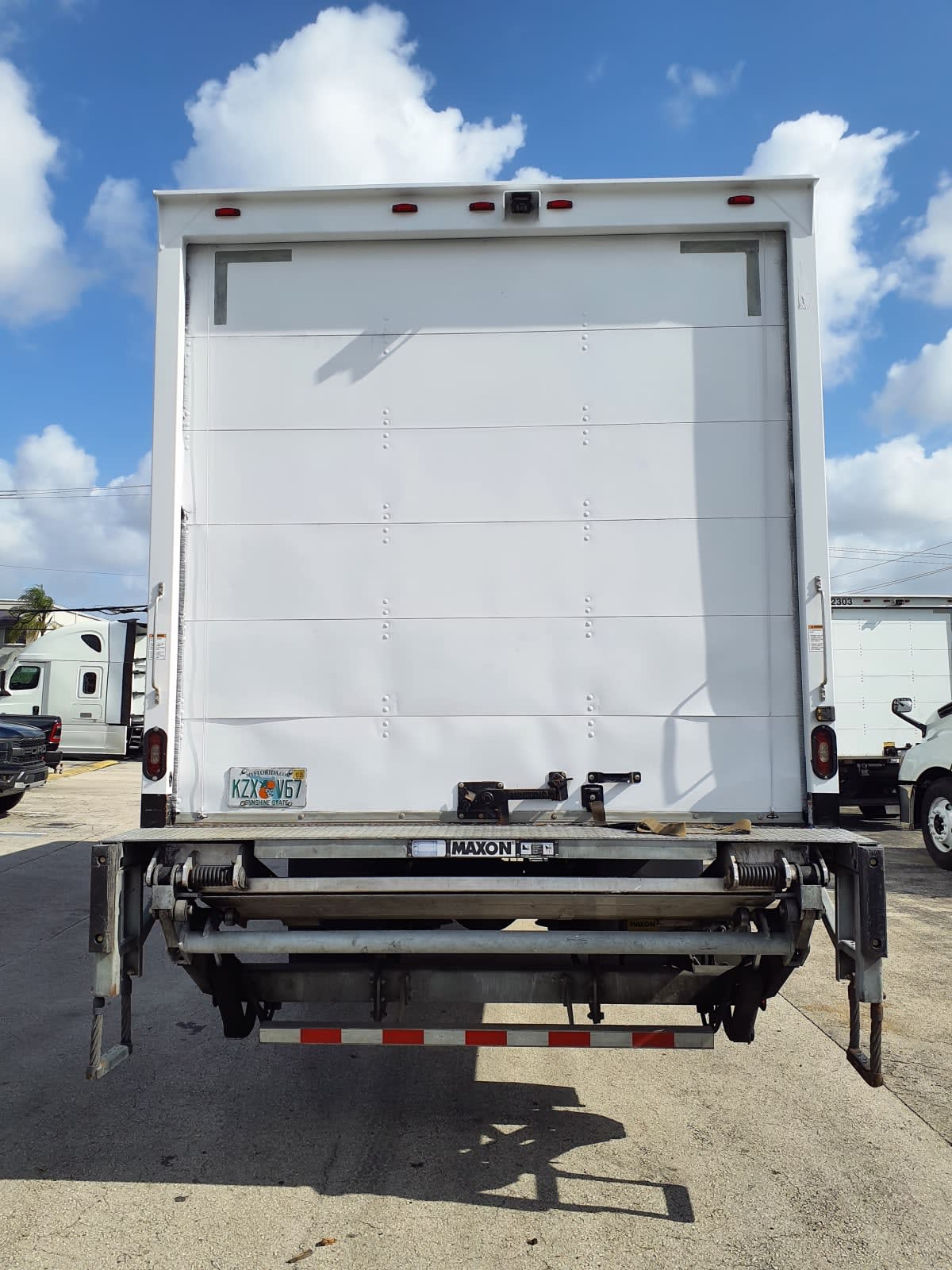 2019 Freightliner/Mercedes M2 106 894197