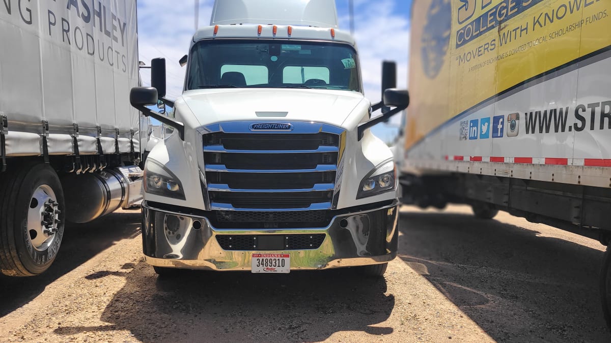 2020 Freightliner/Mercedes NEW CASCADIA PX12664 894210