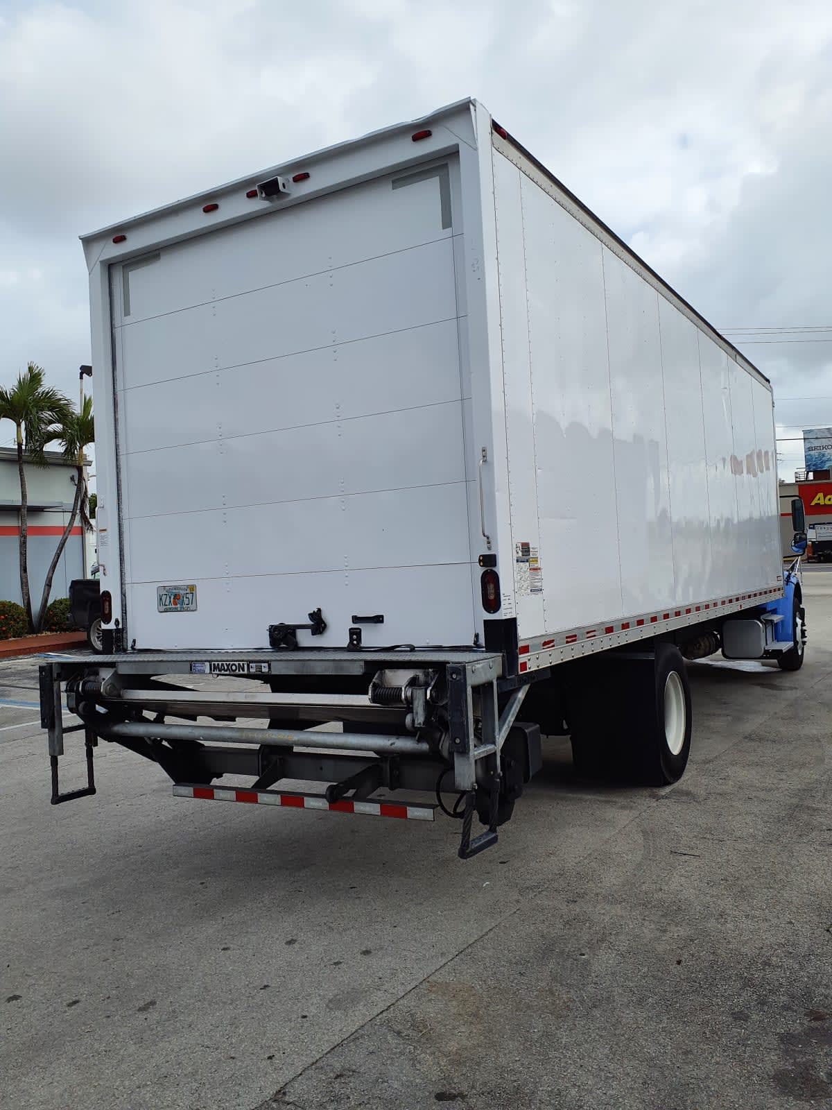 2019 Freightliner/Mercedes M2 106 894232