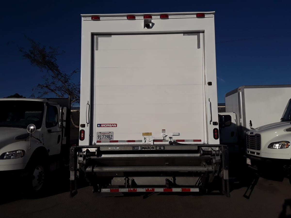 2019 Freightliner/Mercedes M2 106 894262