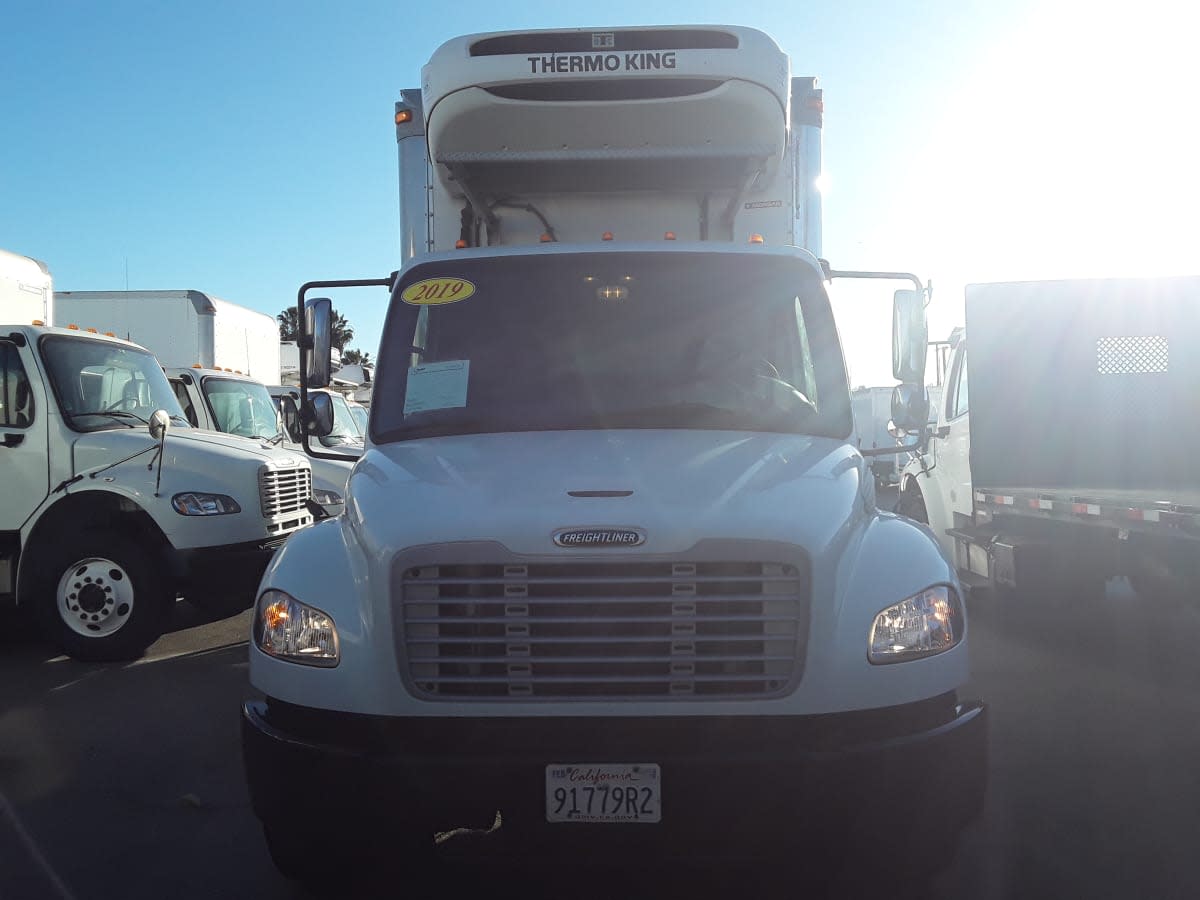 2019 Freightliner/Mercedes M2 106 894262
