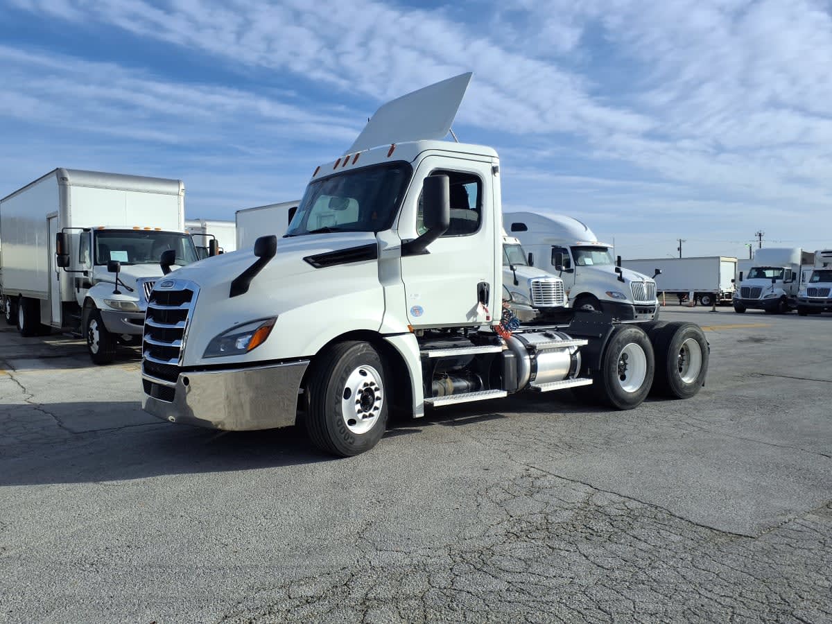 2020 Freightliner - image 1