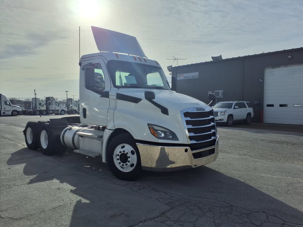 2020 Freightliner - image 3