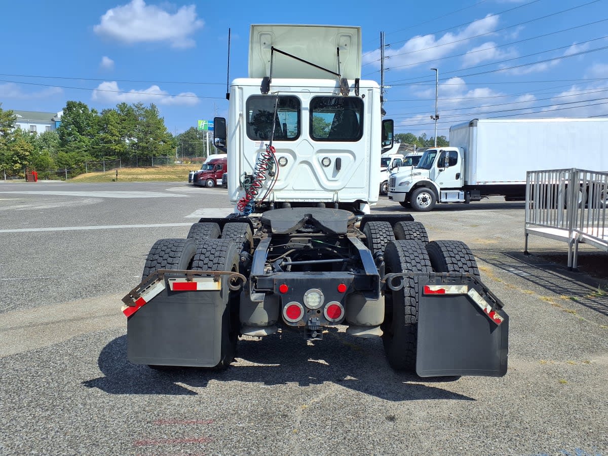 2020 Freightliner/Mercedes NEW CASCADIA PX12664 894356