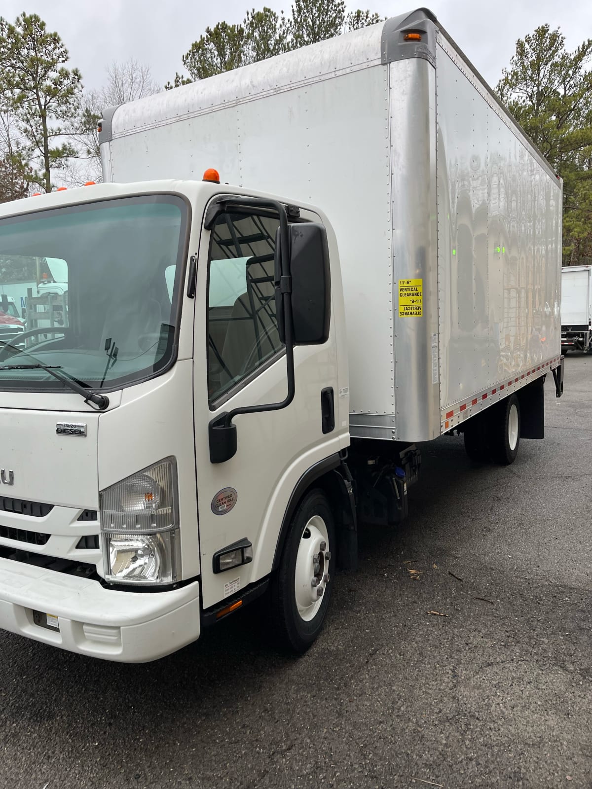 2019 Isuzu NQR 894397