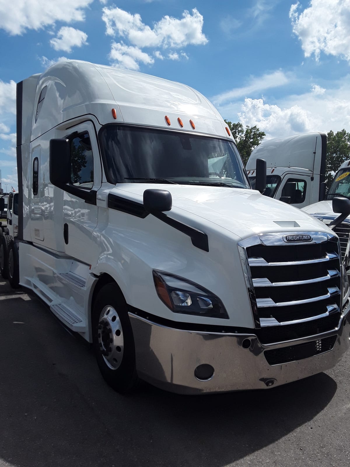 2020 Freightliner/Mercedes NEW CASCADIA PX12664 894431