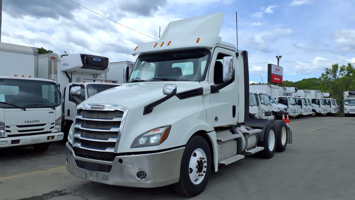 2020 Freightliner Cascadia in Salisbury, MA