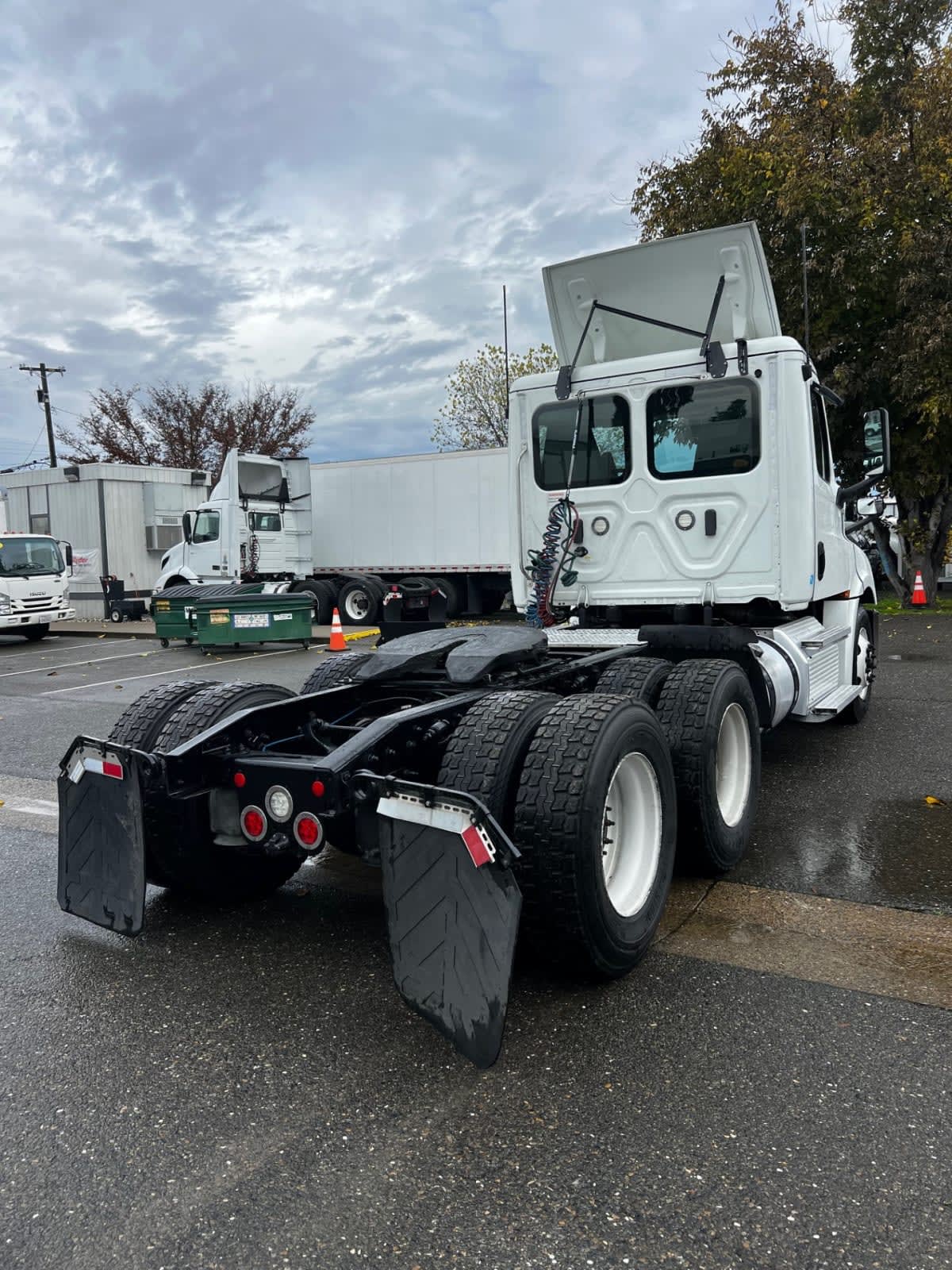 2020 Freightliner - image 4