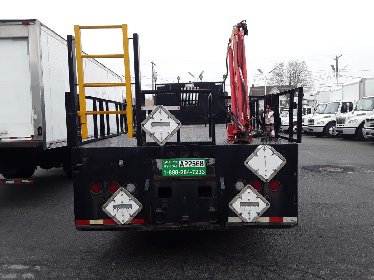 2019 Freightliner/Mercedes 114SD 894589