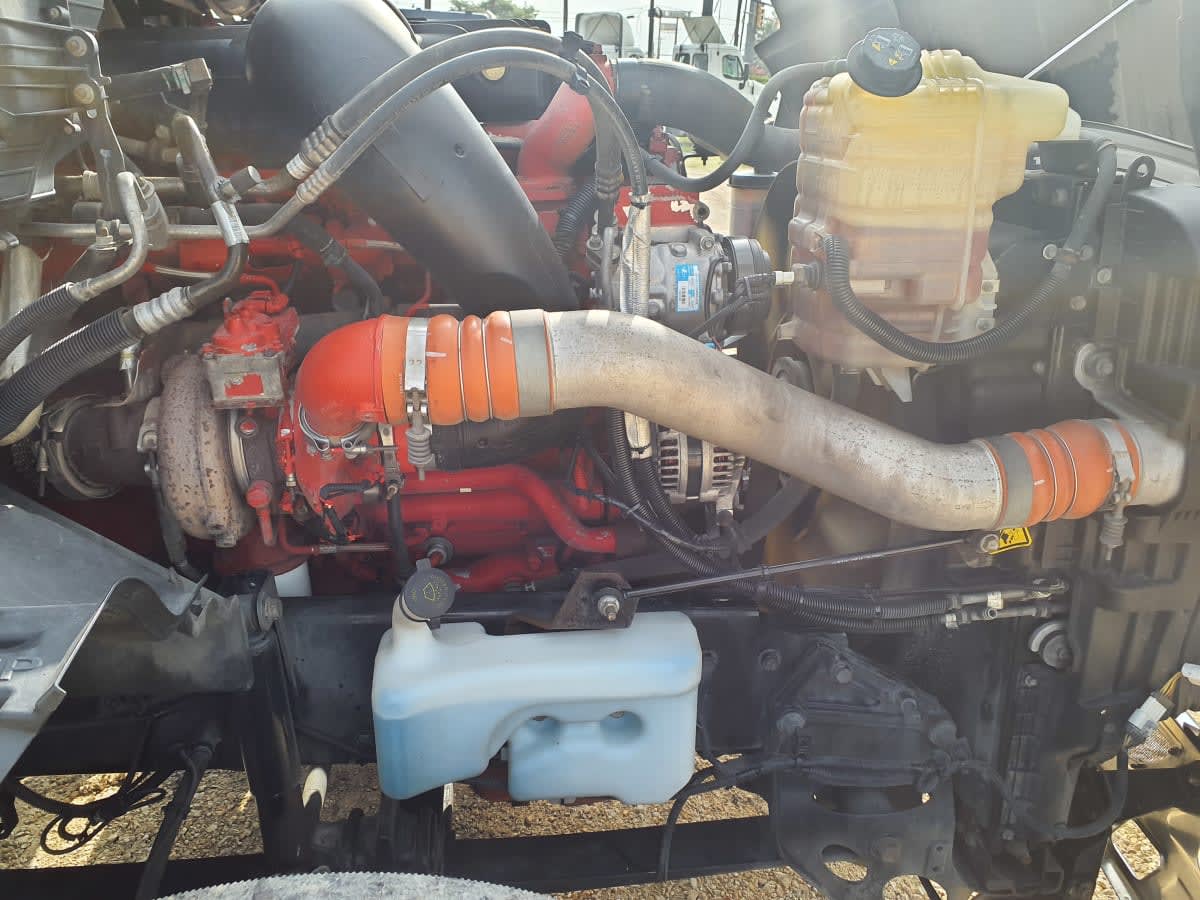 2019 Navistar International LT625 SLPR CAB 894650