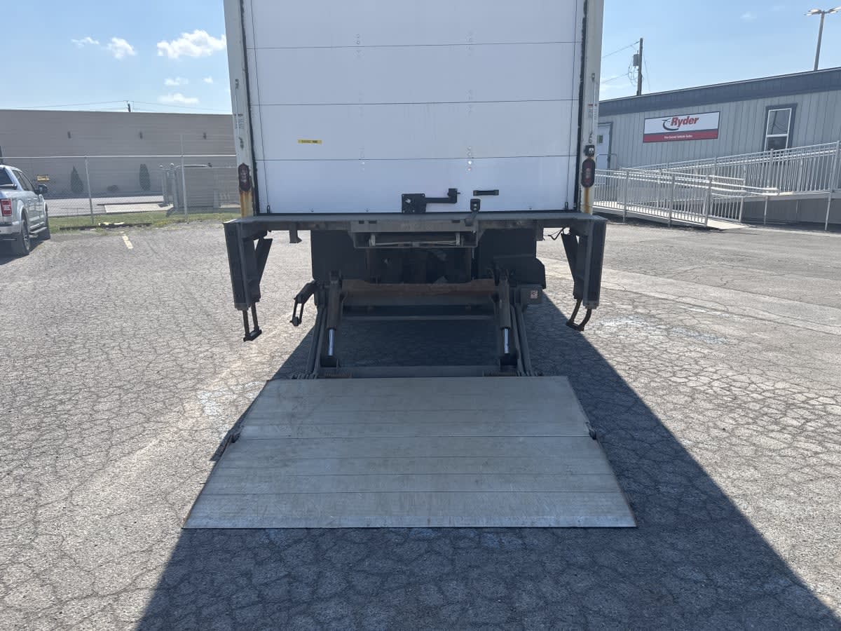 2019 Freightliner/Mercedes M2 106 894667