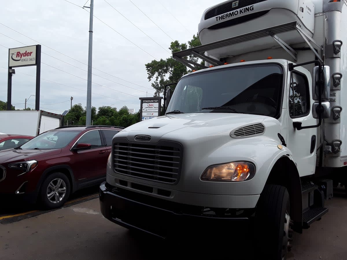 2020 Freightliner/Mercedes M2 106 894674