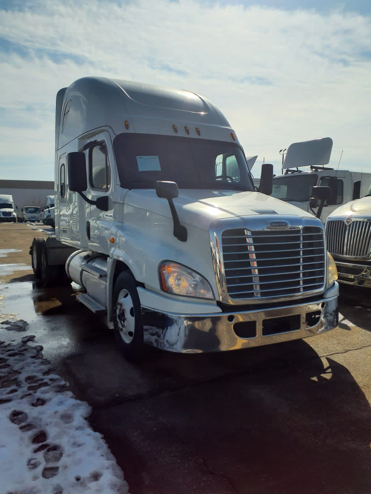 2020 Freightliner/Mercedes CASCADIA 125 894679