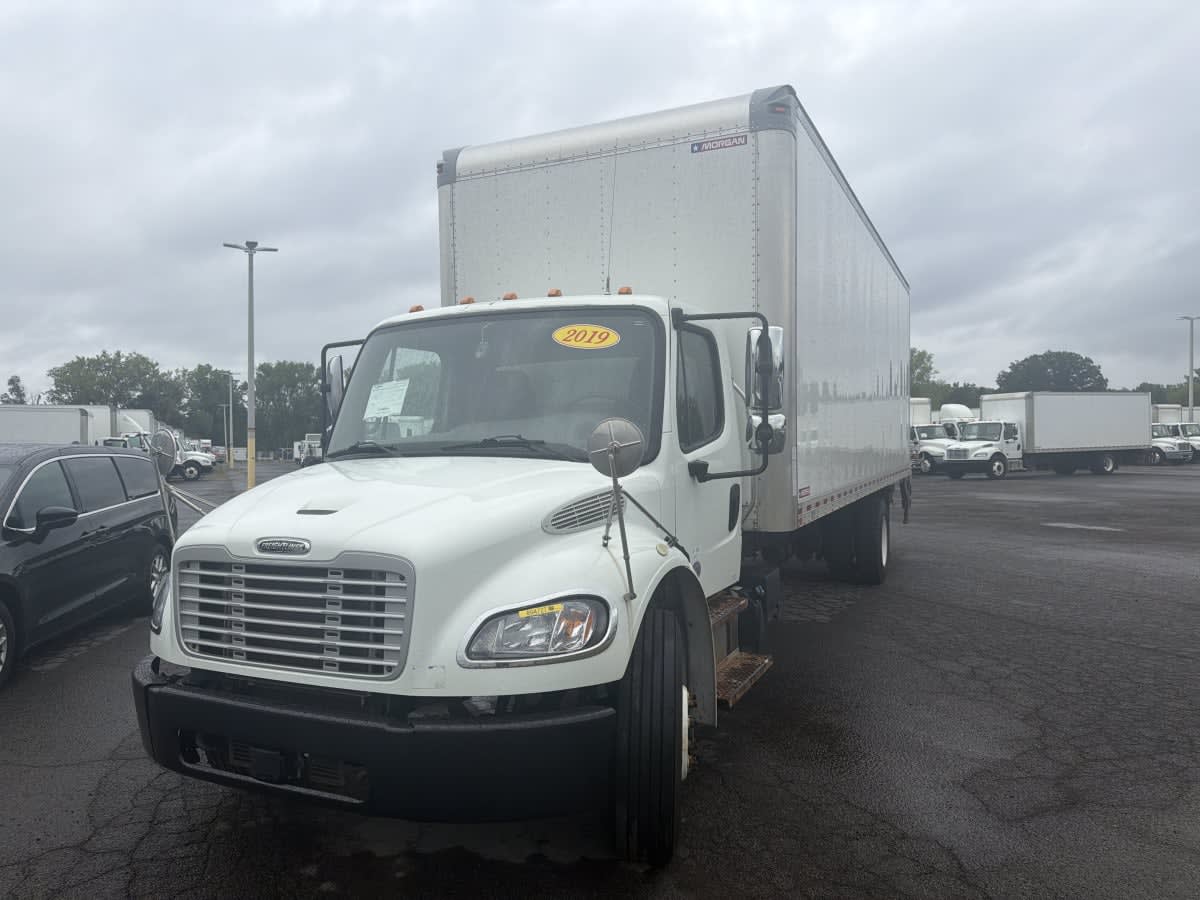 2019 Freightliner M2 106
