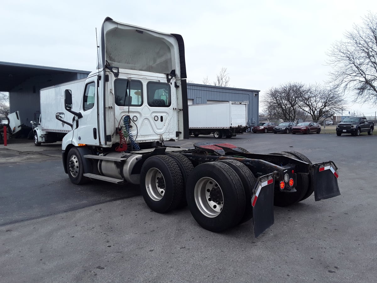 2020 Freightliner/Mercedes NEW CASCADIA 116 894786