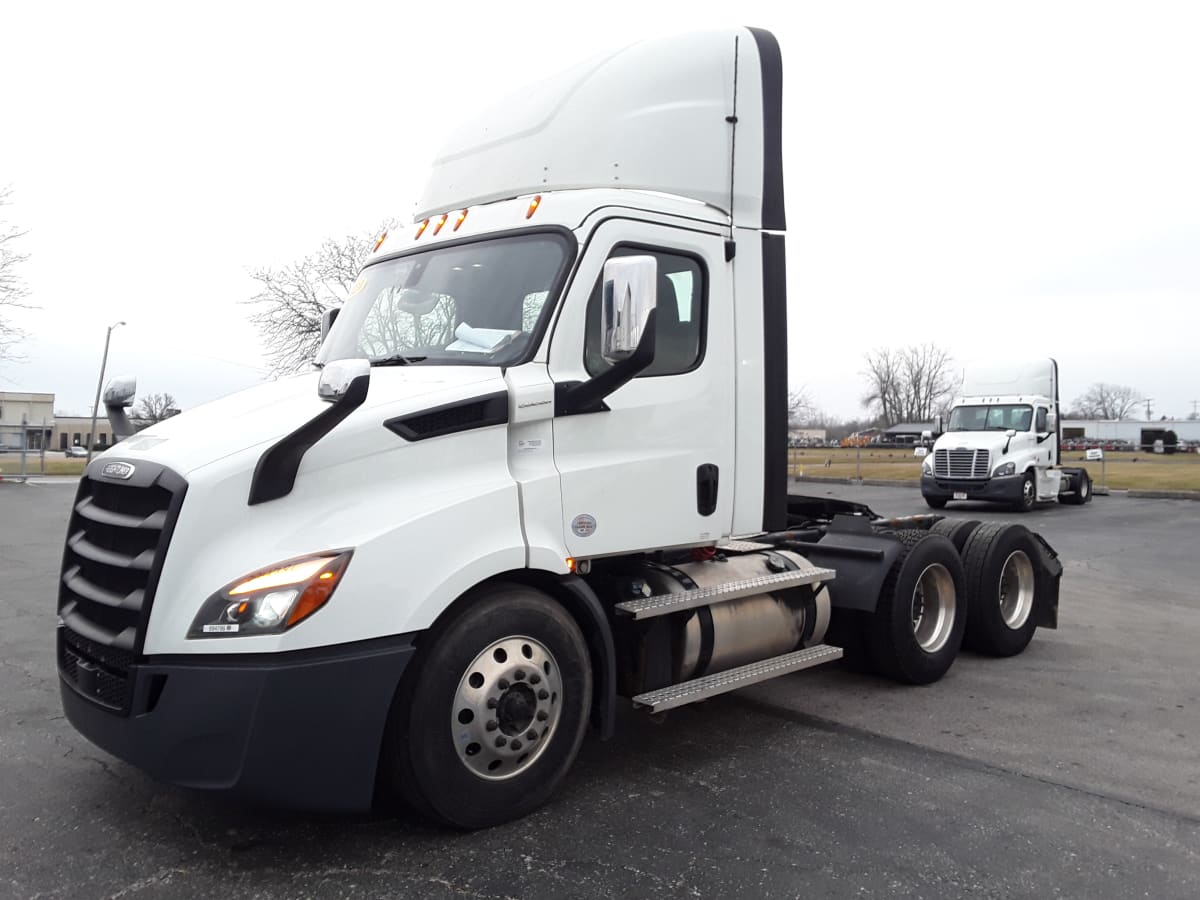 2020 Freightliner/Mercedes NEW CASCADIA 116 894786