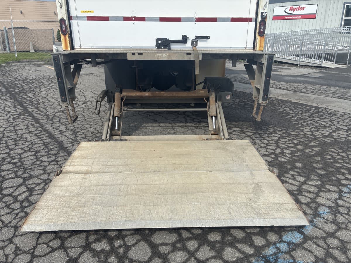 2019 Freightliner/Mercedes M2 106 894794