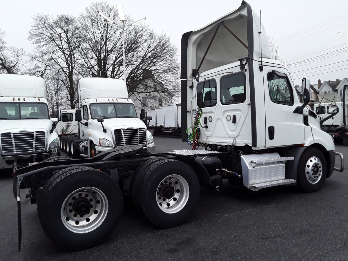 2020 Freightliner/Mercedes NEW CASCADIA 116 894910