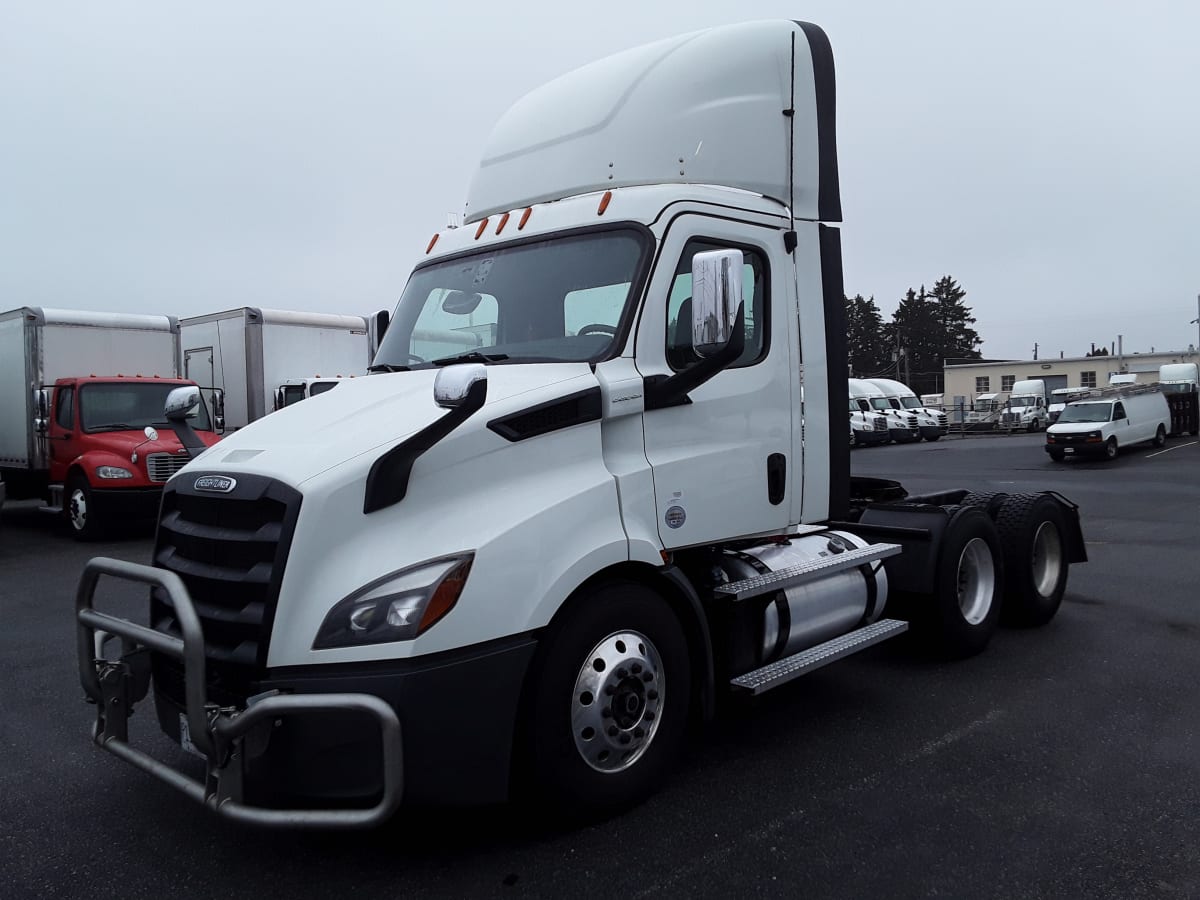 2020 Freightliner/Mercedes NEW CASCADIA 116 894910