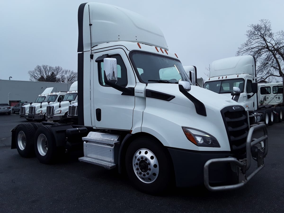 2020 Freightliner/Mercedes NEW CASCADIA 116 894910