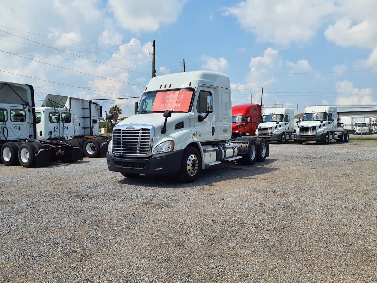 2020 Freightliner - image 1